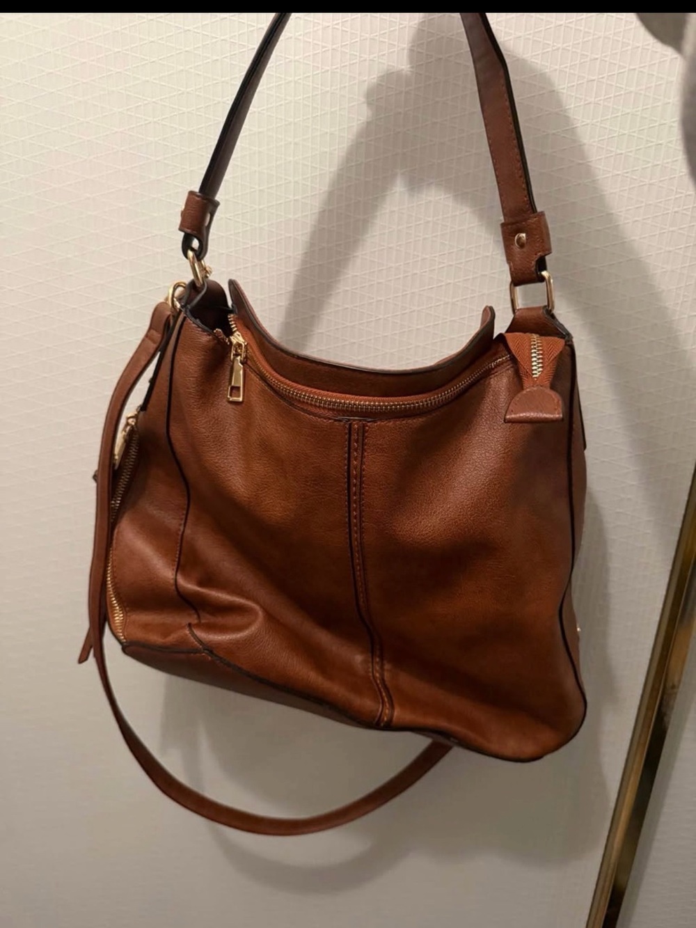 Classic Brown Leather Shoulder Bag - Women's Everyday Tote